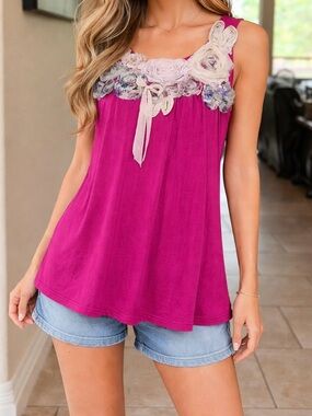 Feratelli Fuchsia Sleeveless top with embellished Colored 3D Fabric Flowers. S